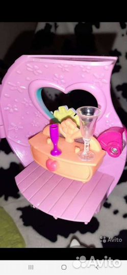 Игрушка Hello Kitty кукольный домик