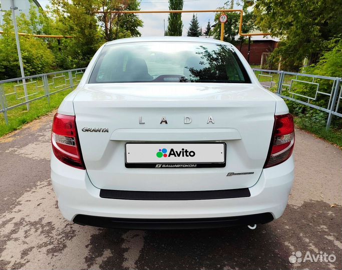LADA Granta 1.6 МТ, 2021, 33 000 км