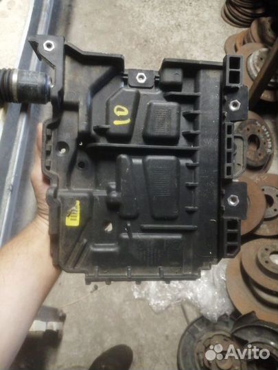 Площадка аккумулятора Kia Cerato BD G4FJ turbo