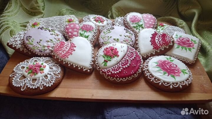 Расписные пряники и печенье ручной работы