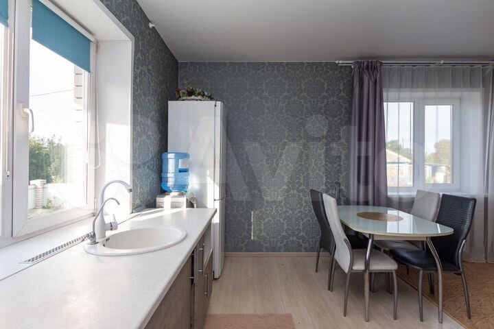 Коттедж 180 м² на участке 5 сот.