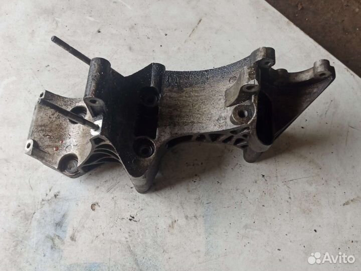 Кронштейн кондиционера гур chevrolet epica