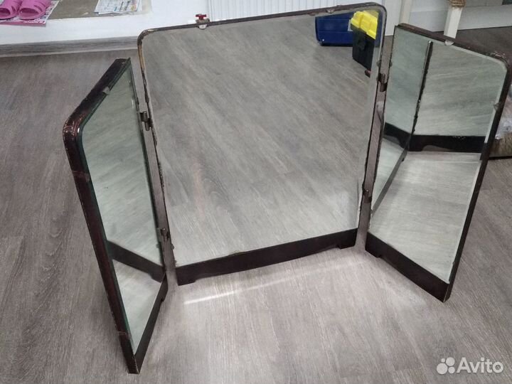 Зеркало трюмо