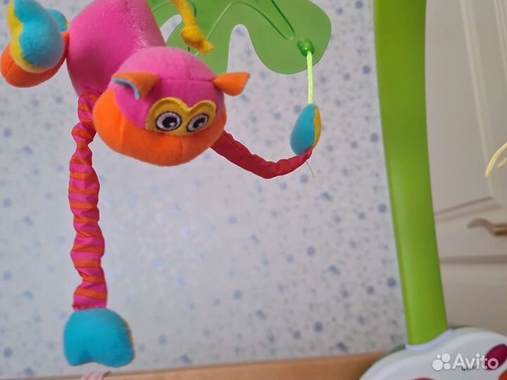 Музыкальная карусель на кроватку tiny love