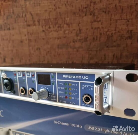 Аудио интерфейс RME Fireface UC