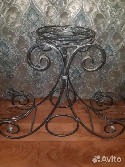 Подставка для цветов напольная