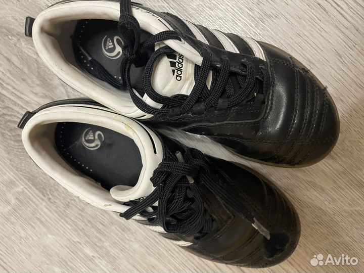 Кроссовки adidas