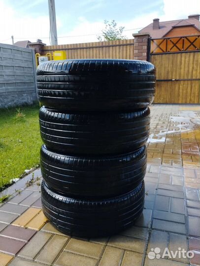 Bridgestone Alenza 001 235/60 R16