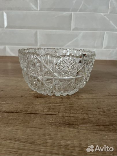 Хрустальная ваза