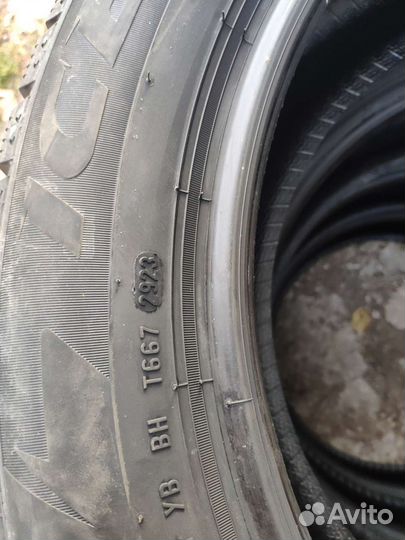 Pirelli Ice Zero 215/55 R18 99T