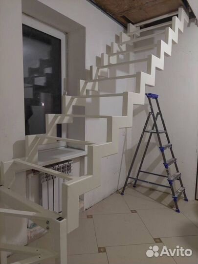Лестница на второй этаж