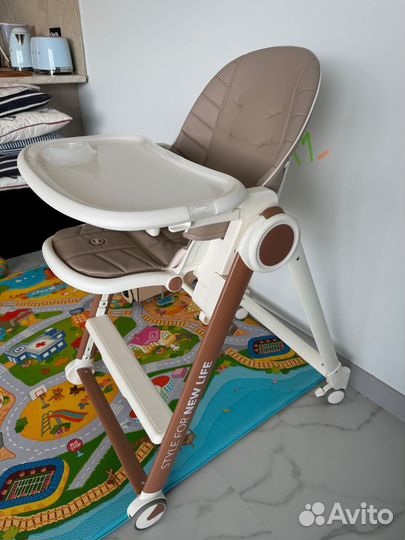 Стульчик для кормления happy baby