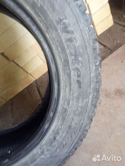 Hankook I'Pike RW11 215/65 R17
