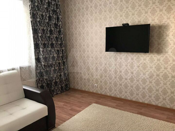 2-к. квартира, 53 м², 14/17 эт.