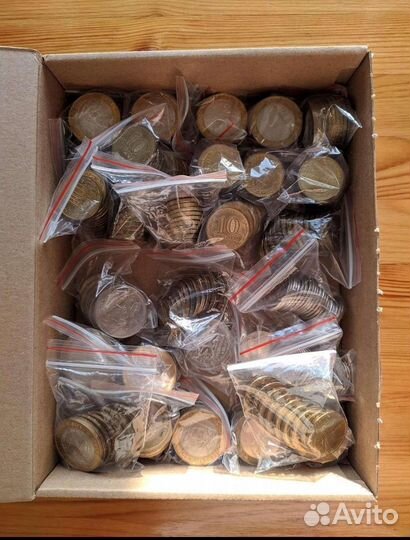 Монеты 2 5 10 рyблeй бим гвс РФ сочи