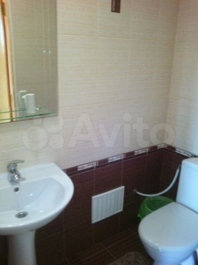 Комната 16 м² в > 9-к., 1/2 эт.