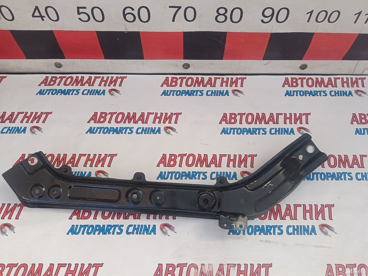 Панель телевизора левая Jetour Dashing