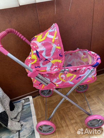 Коляска кукольная