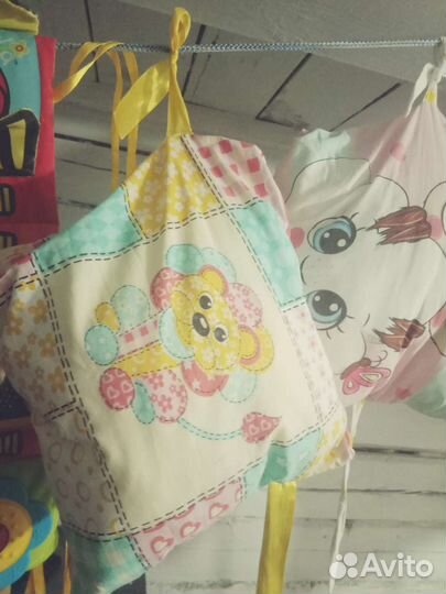 Бортики в детскую кроватку