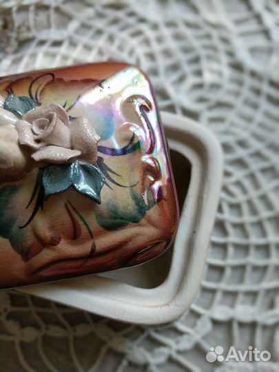 Шкатулка керамическая