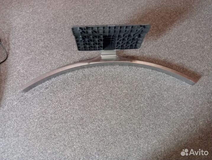 Подставка LG 43UK6510 с болтиками