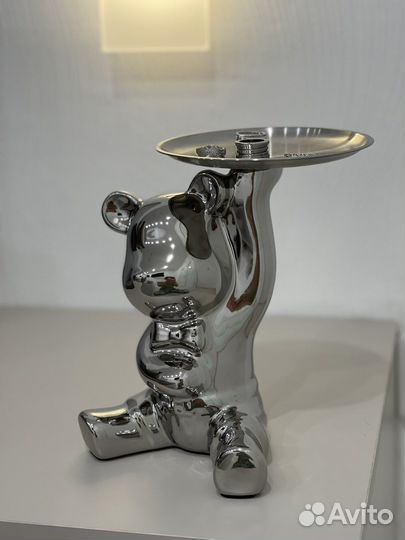 Декоративная статуэтка