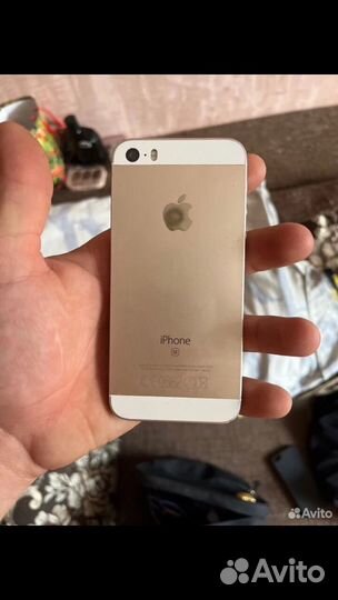Телефон iPhone 5s se