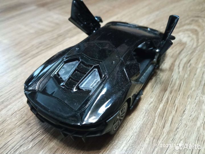 Модель автомобиля спорткар