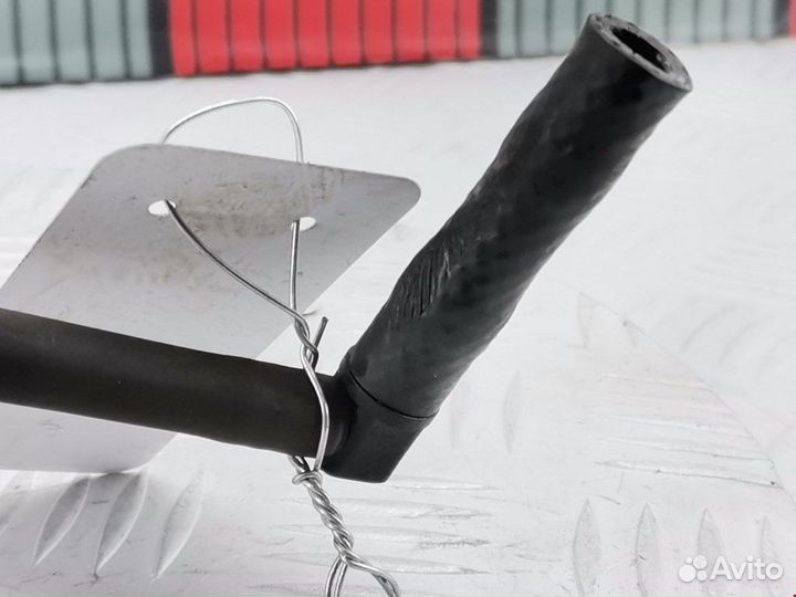 Трубка обратки форсунок Kia Carnival (Sedona) 1