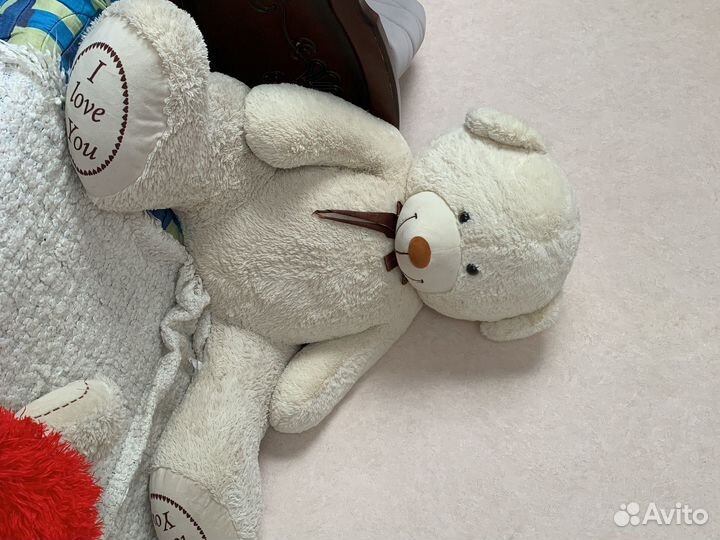 Плюшевый медведь