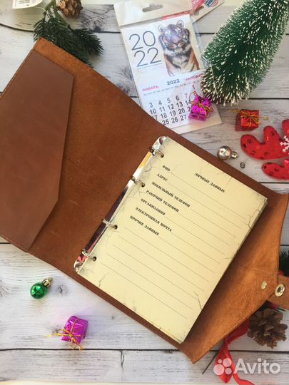 Блокноты ежедневники натуральная кожа