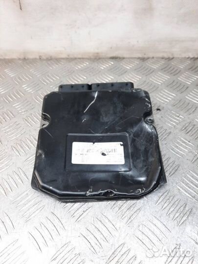 Блок управления двигателем Mercedes-Benz C-Class