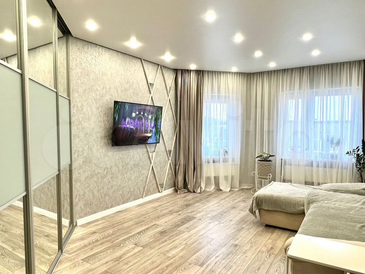 2-к. квартира, 62,5 м², 2/8 эт.