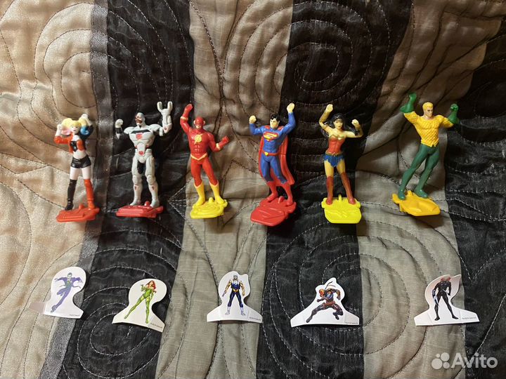 Герои DC из киндера (супермен,чудо-жен.,харли)