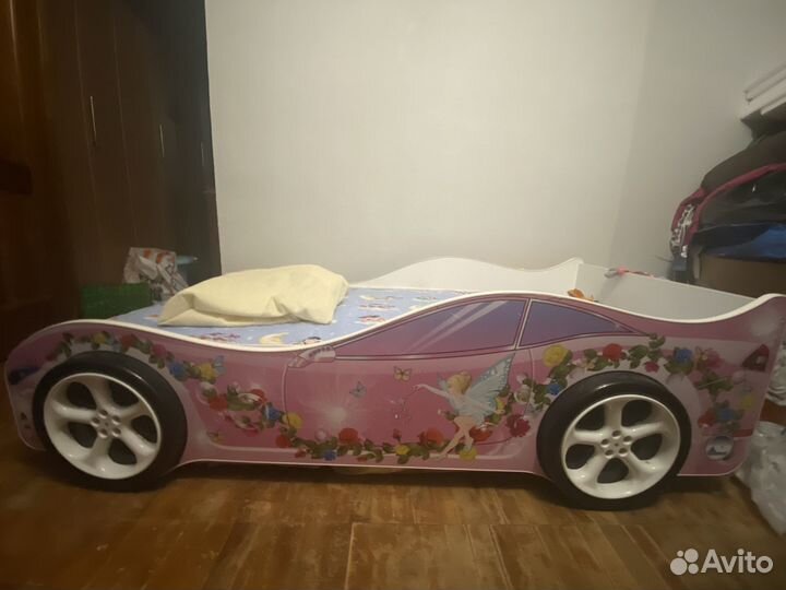 Кровать машина для девочки