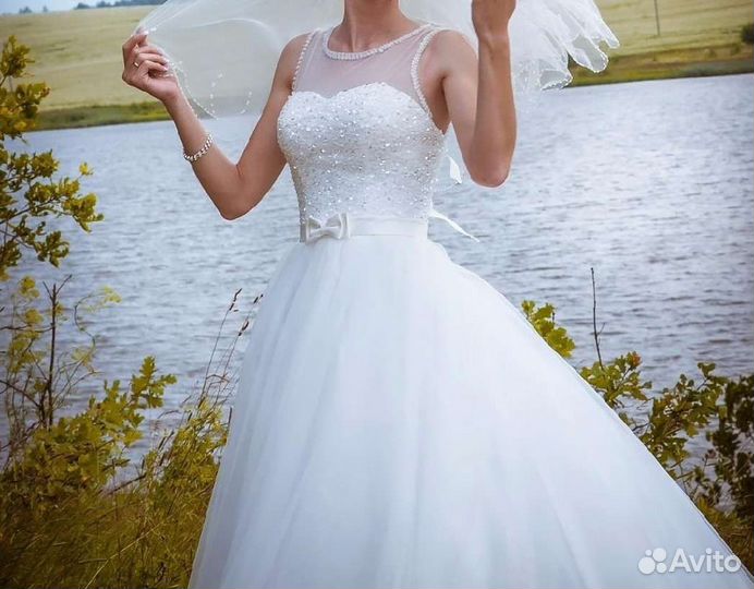 Свадебное платье