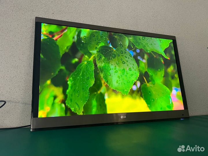 Телевизор LG 42 (Смарт тв)