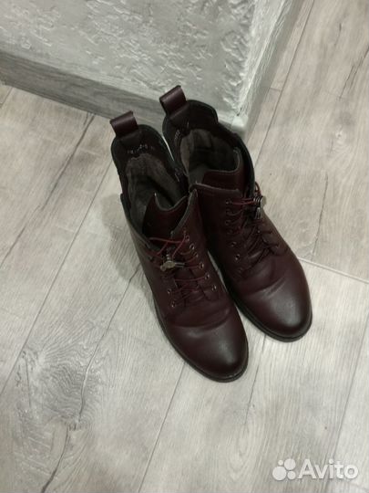 Ботинки женские