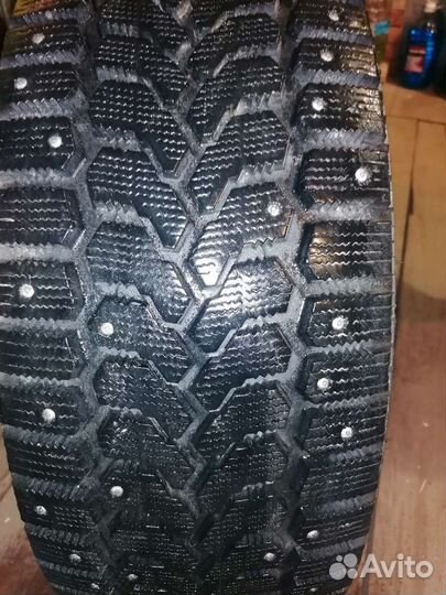 Yokohama F700Z 2.25/60 R17 60F