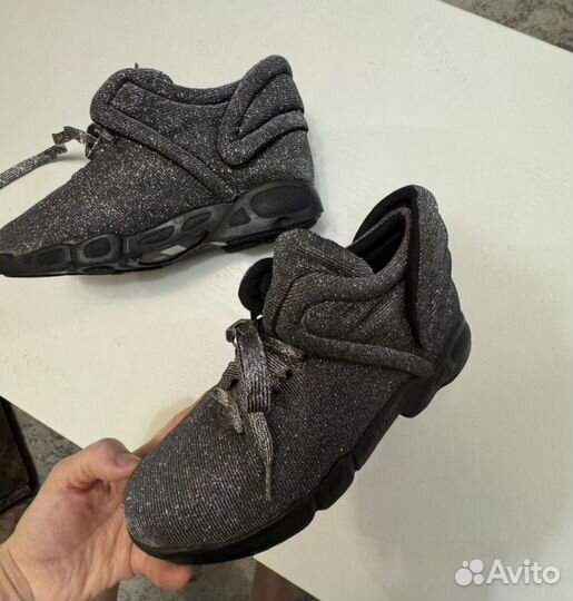 Кросовки женские 39 новые