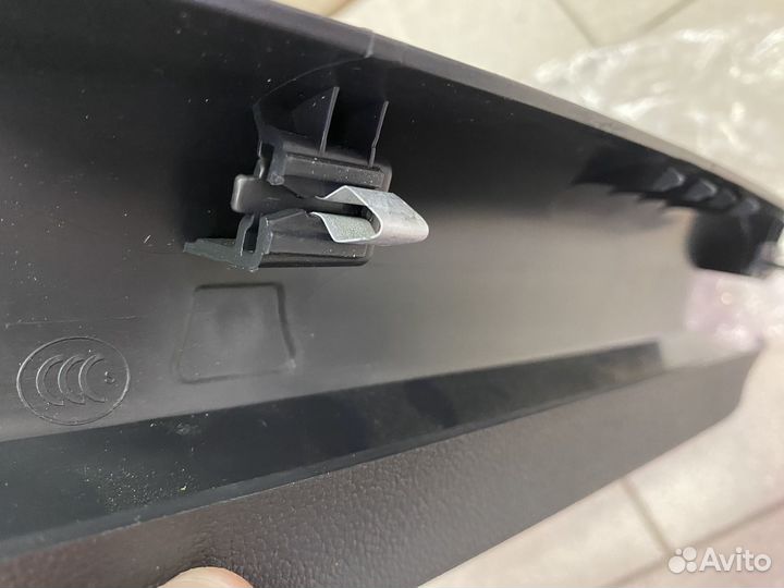 Обшивка двери багажника volkswagen Tiguan (Mk2)