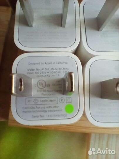 Зарядка на iPhone оригинал