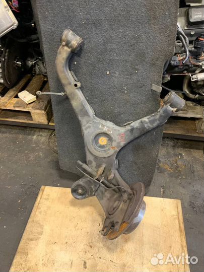 Правый задний рычаг Mercedes Vito w638