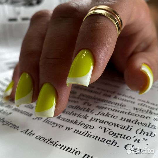 Маникюр и педикюр