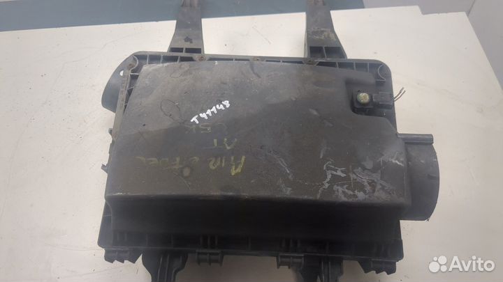 Корпус воздушного фильтра Mercedes Sprinter, 2008