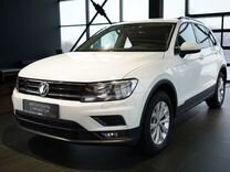 Volkswagen Tiguan 1.4 AMT, 2018, 40 524 км, с пробегом, цена 2 590 000 руб.