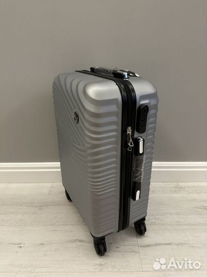 Чемодан Kaiwei(Серый),ручная кладь 55х40х25