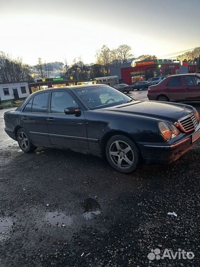 Mercedes-Benz E-класс 2.2 AT, 1999, 251 000 км