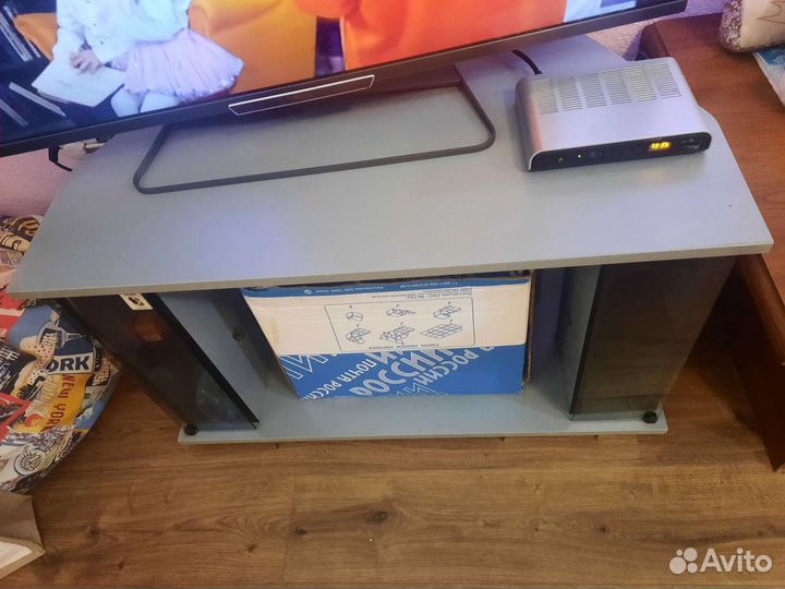 Тумба под тв