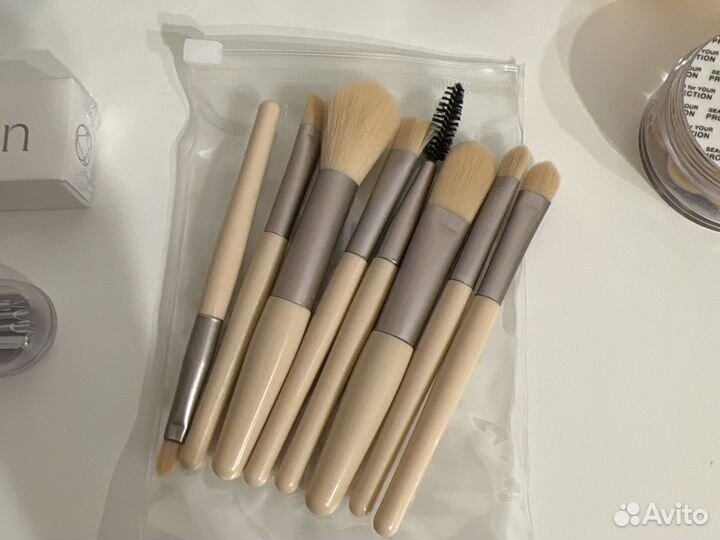 Косметика декортивная пакетом много новая